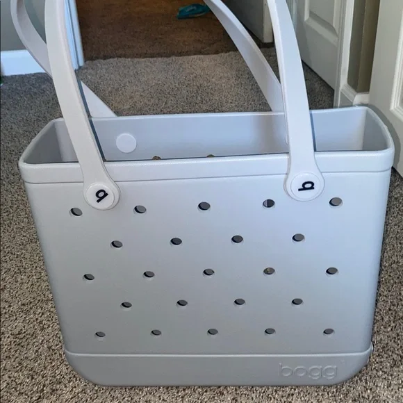 Bogg Gray Tote Bag - Picture 4 of 4